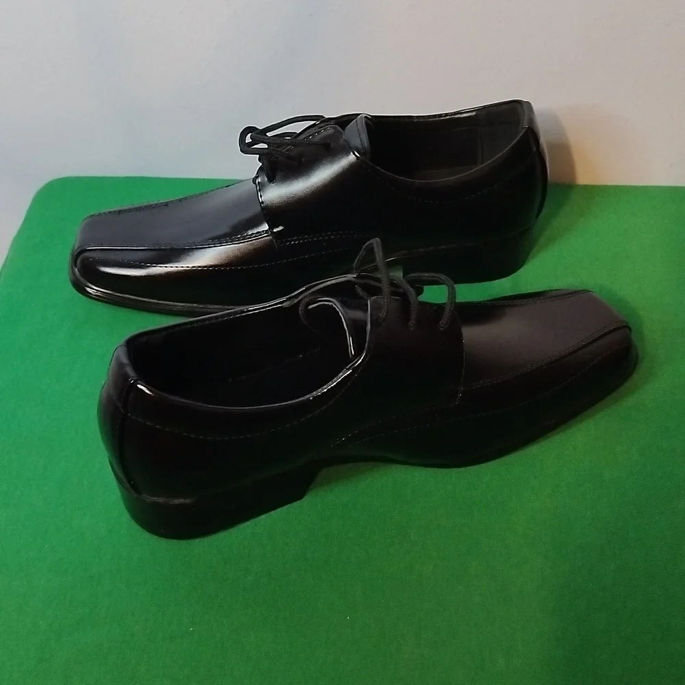 Boys Black Dress Shoes